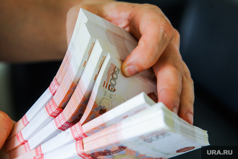    Югорчанин накопит миллион за 7 лет и 4 месяца, откладывая 10% от зарплаты