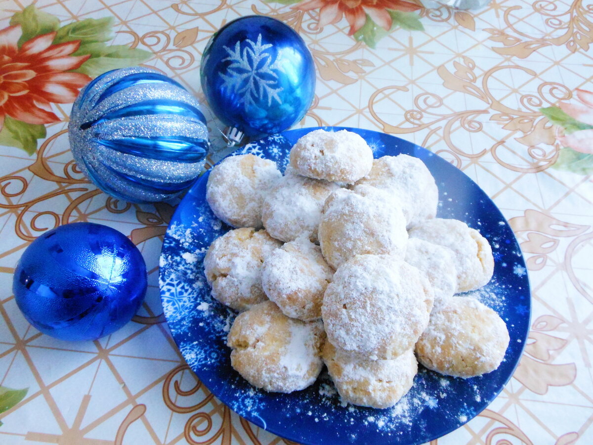 Снежные шарики десерт