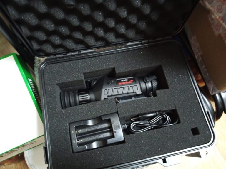    Тепловизор, каски, продукты. В Абдулино собрали посылки для бойцов СВО Кристина Просвиркина