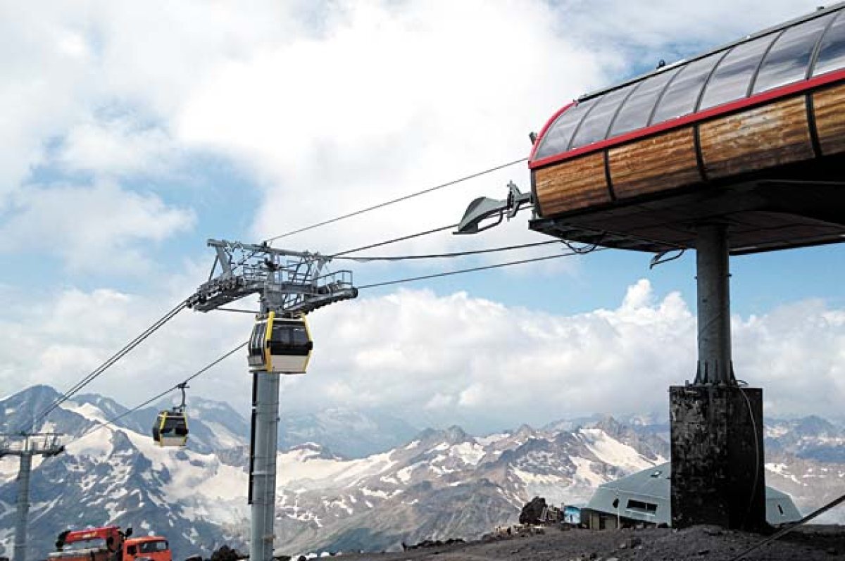    Первые двое суток после смены климата врачи рекомендуют не пить алкоголь. Он увеличивает нагрузку на организм.