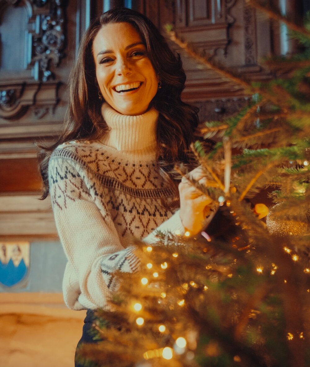 Кейт Миддлтон с Рождественской Елкой, 2023 год.