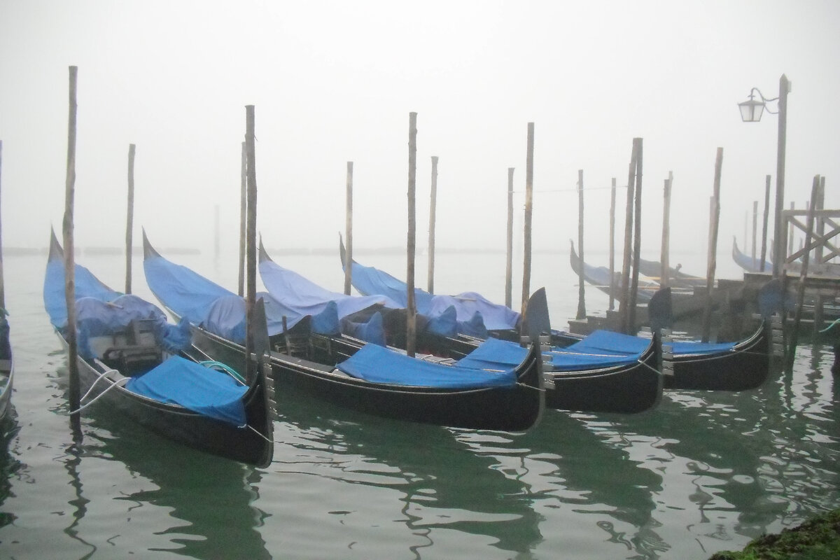 Туман в ноябре в Венеции. Фотографии и коллажи авторские.