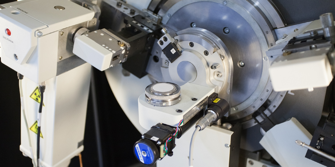 Применение рентгенофазового анализа для технологической диагностики и датирования произведений искусства