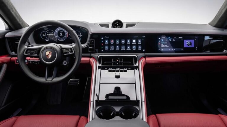    Porsche Panamera Turbo E-Hybrid / © Porsche
