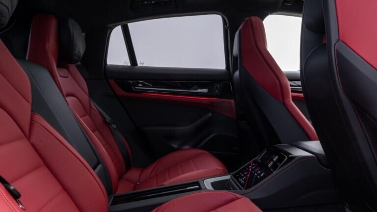    Porsche Panamera Turbo E-Hybrid / © Porsche
