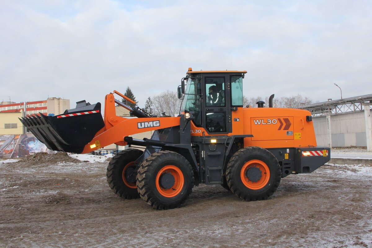 Фронтальный погрузчик WL30