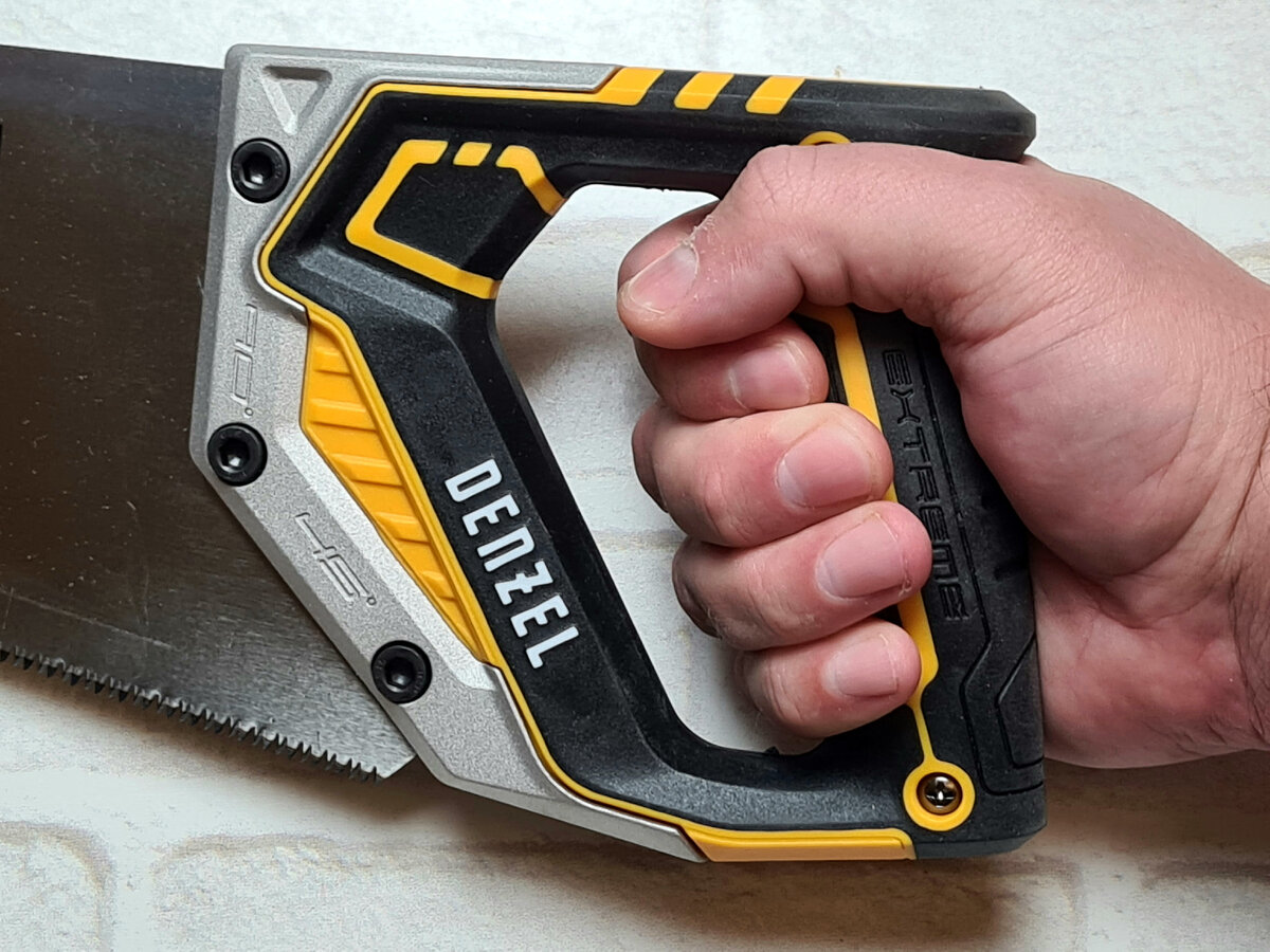 Ножовка по дереву давно стала обязательным инструментом в домашнем хозяйстве. А если есть свой сад и огород или столярная мастерская, то без ножовки не обойтись.-12