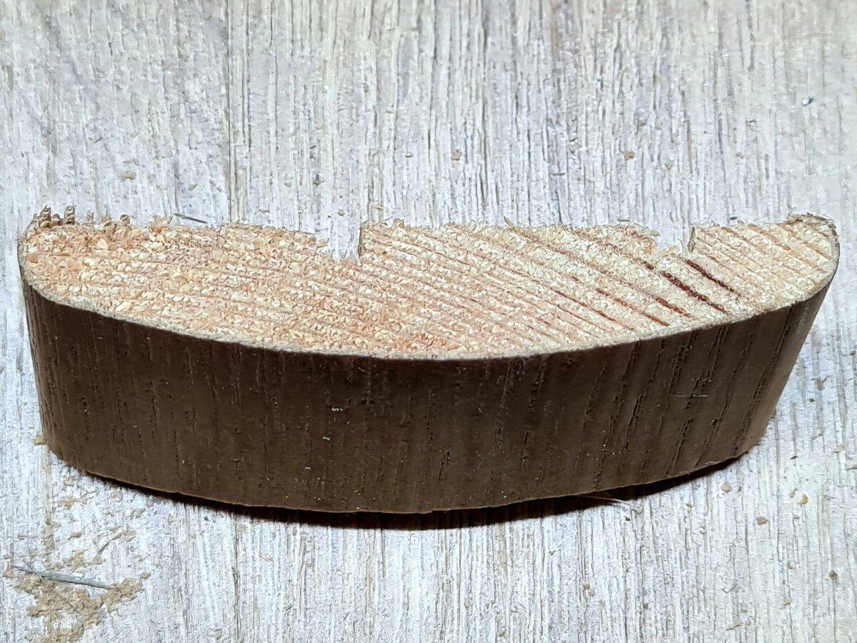 Ножовка по дереву давно стала обязательным инструментом в домашнем хозяйстве. А если есть свой сад и огород или столярная мастерская, то без ножовки не обойтись.-19