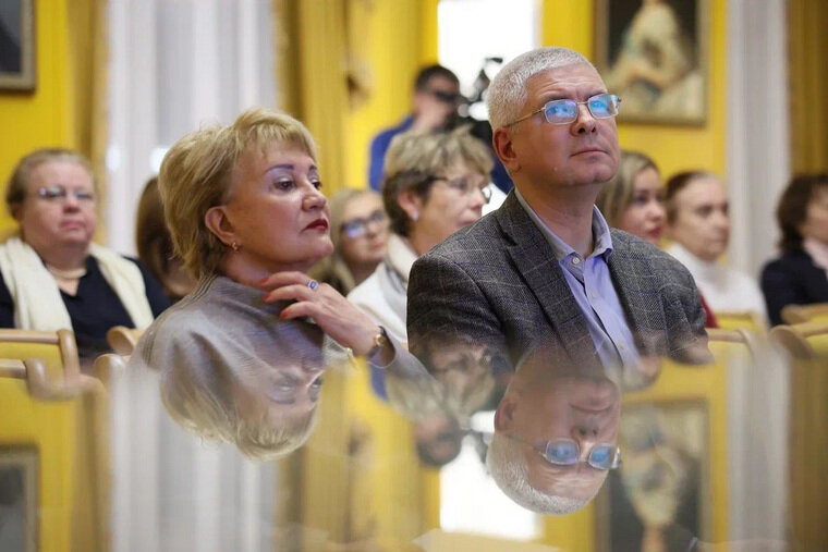    Первыми обновленные пространства увидели гости встречи памяти княгини Ольги Романовой