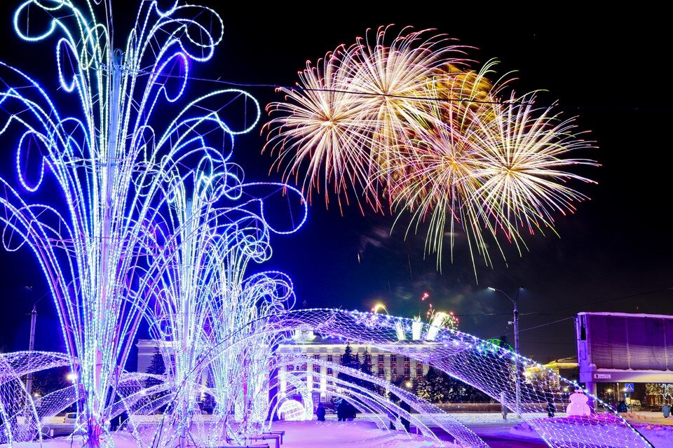    Стало известно, прогремит ли праздничный салют в Новый год в Сыктывкаре. Олег УКЛАДОВ