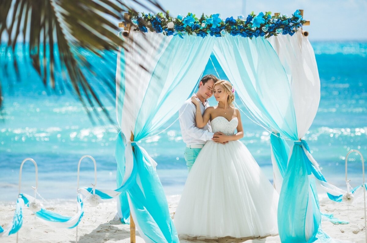 Стихотворение на заказ. Фото взято из открытого источника