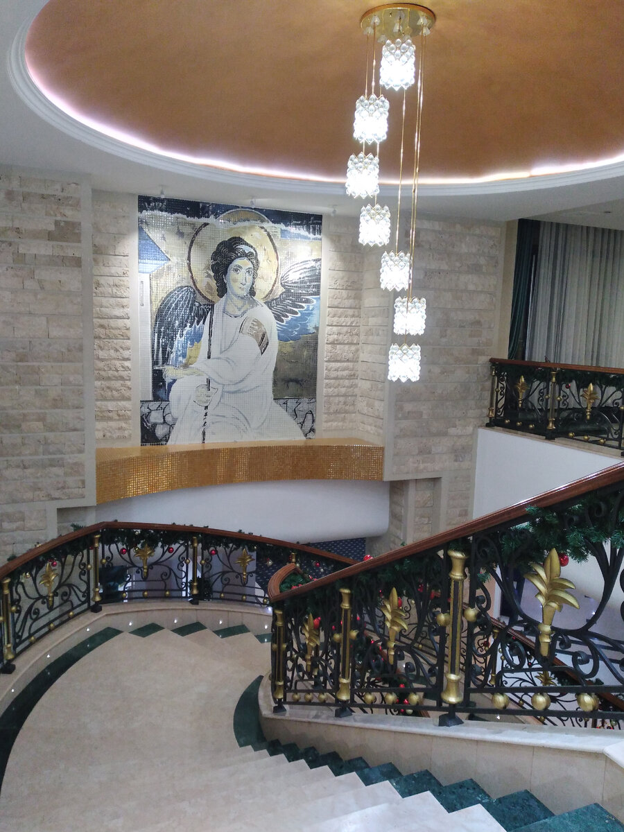 Внутренее убранство отеля "Извор"