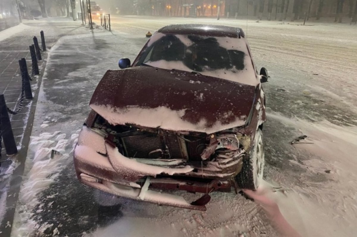    На Красноармейской улице в Брянске столкнулись Lada Kalina и Hyundai Accent