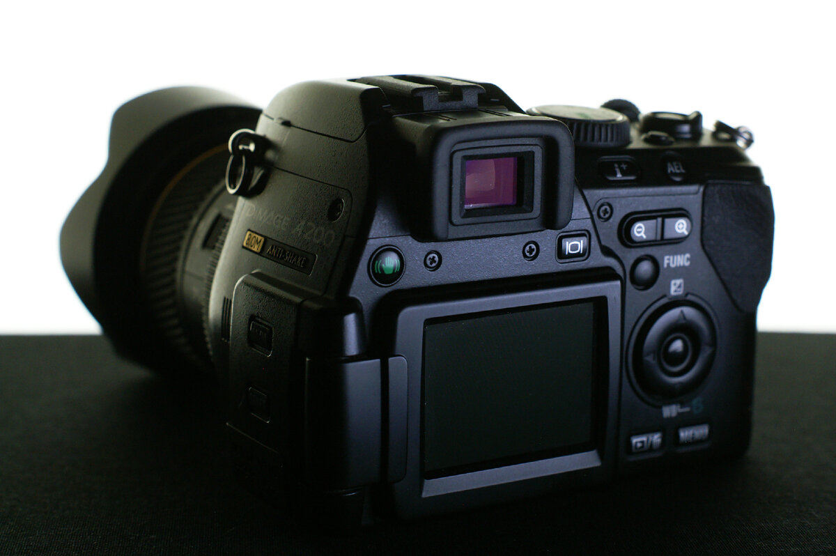 Konica Minolta DiMAGE A2