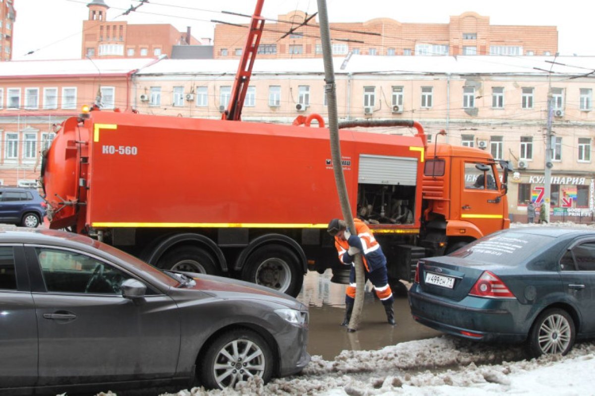    В Туле борются с последствиями выпадения сверхнормативных осадков