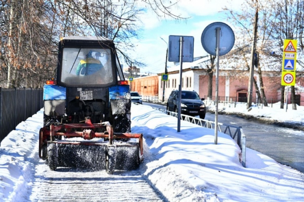    Ярославцы могут контролировать уборку улиц в онлайн-режиме