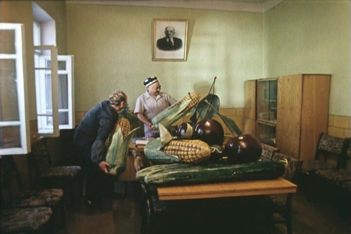 Абдулладжан или посвящается стивену спилбергу 1991. Абдулладжан или посвящается стивену. Шухрат каюмов абдулладжан. Абдулладжан или посвящается стивену. Абдулладжан или посвящается стивену.