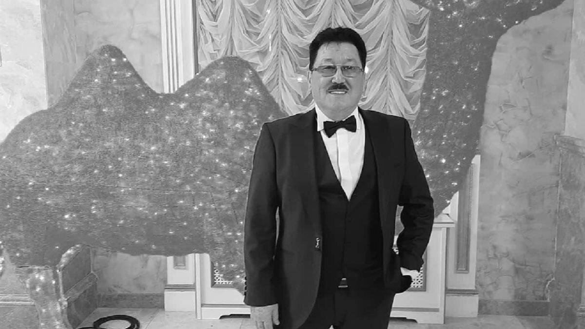    Акжол Меирбеков:instagram.com/akzholmeirbekov