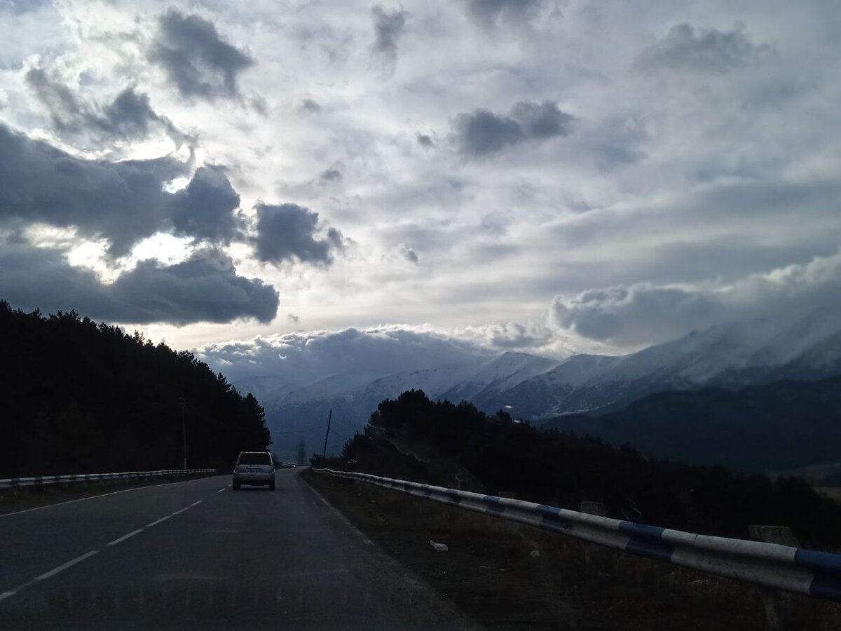 Горы невероятные.