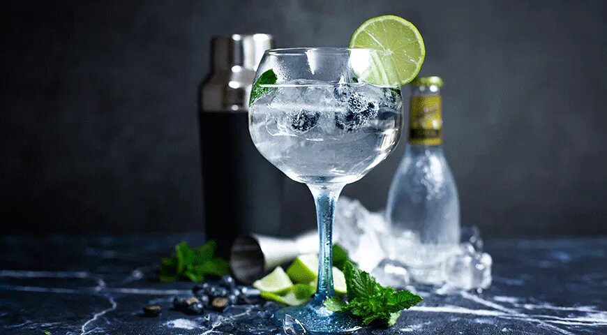  
Тоник сочетается с различными спиртными и безалкогольными напитками, чтобы создать освежающие и ароматные коктейли. Некоторые популярные сочетания включают: