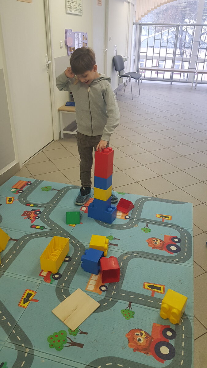 Даже поиграли немного