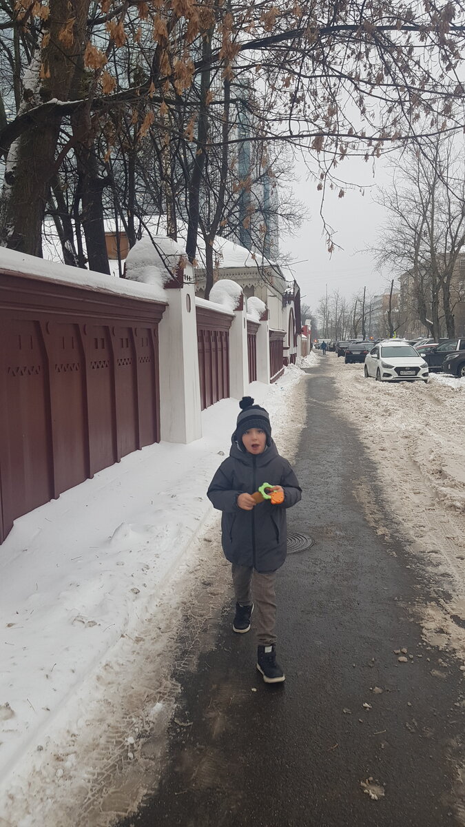 Как на грех, такой снегопадище сегодня в Москве был!❄☃️❄☃️❄