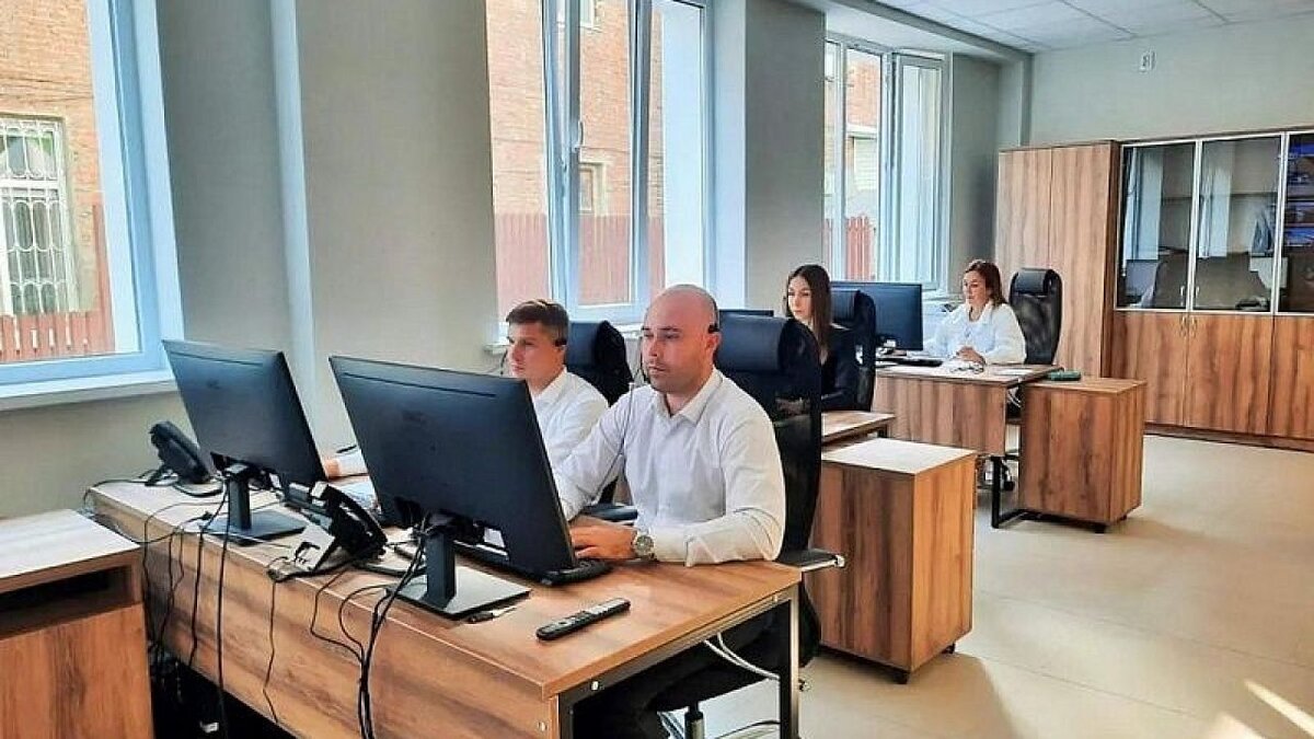    Минтуризм перевёл горячую линию в режим круглосуточной работы. Фото: пресс-служба администрации Краснодарского края