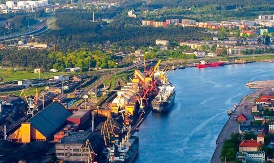     Фото: Вентспилсский порт.