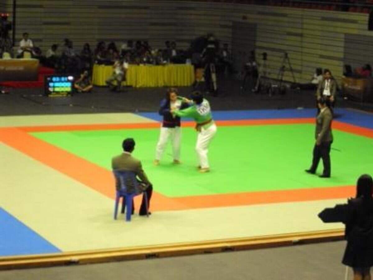    Борьба Кураш, женщины, тяжелый вес.© РИА Новости / Фото Евгения Беленького