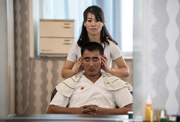    Парикмахерская в Северной Корее. Фото: Carl Court / Getty Images