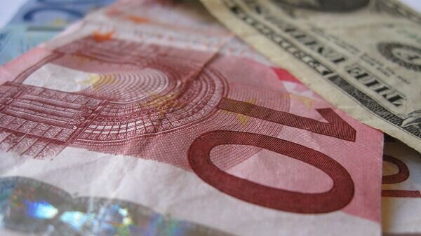    CC BY-SA 2.0 / Marc de Ruijter / 10