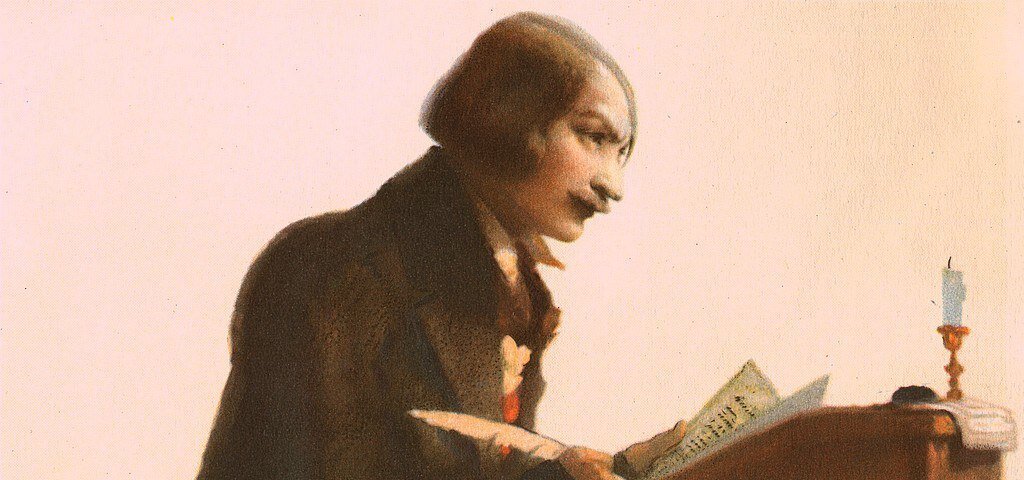 Николай Васильевич за конторкой