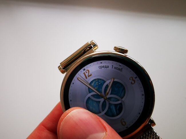 Huawei gt4 aurora gold