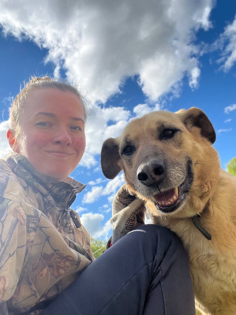 Мария в приюте в волонтерский день со Стейси