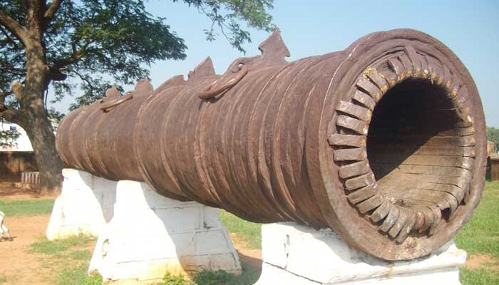 Фото B. Velankanni Raj и The Hindu, 2012