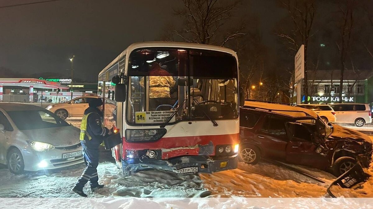 Пассажирский автобус угодил в ДТП в Приморье — прокуратура | Восток-Медиа |  Дзен