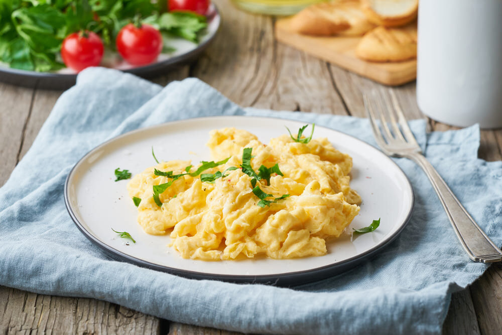 фото https://prostokvashino.ru/recipes/omlet-dlia-dvoikh/