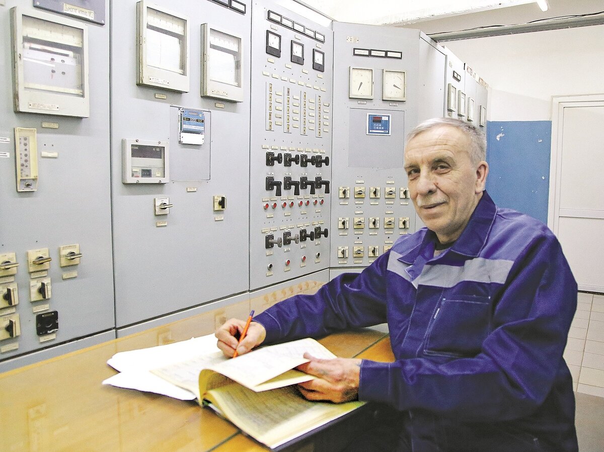 Александр Владимирович Степанов - старейший и самый опытный работник Бирских теплосетей