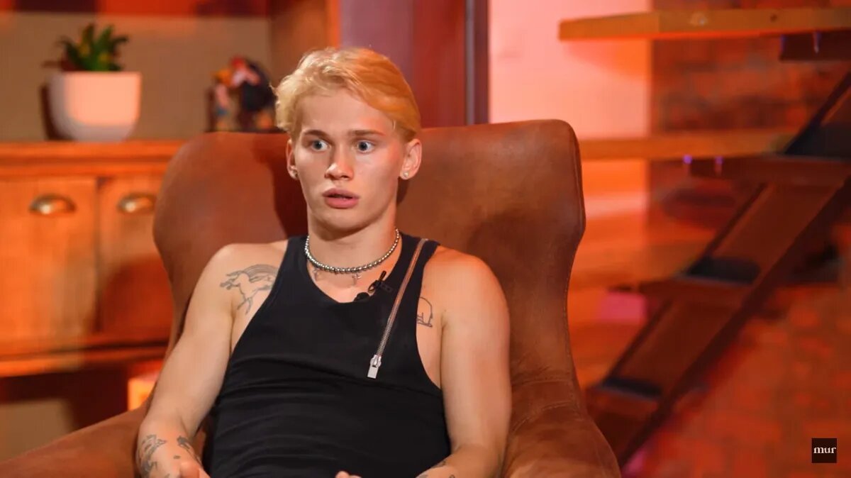 Даня Милохин. Кадр из видео: youtube.com📷
