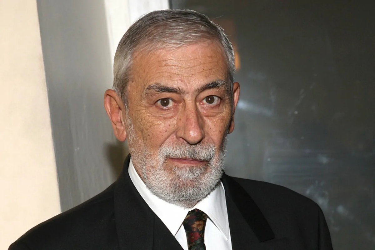 Годы жизни кикабидзе биография. Вахтанг Кикабидзе и Фрунзик Мкртчян.