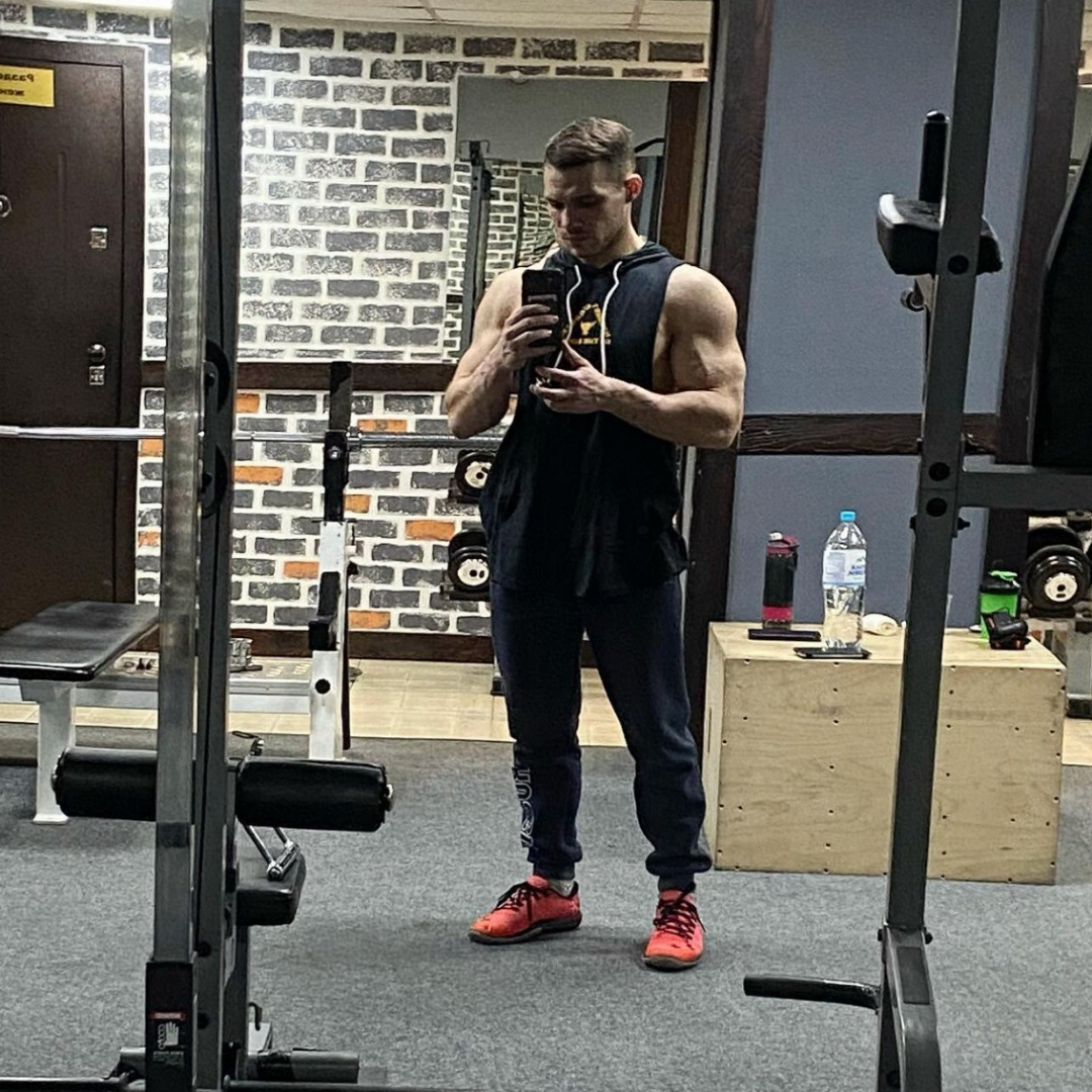 "Отличник по химии". Школьник качок - что с ним стало 9 лет спустя ...