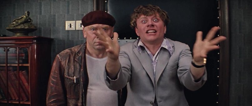 Мам! Займи 10000, отдам как смогу.