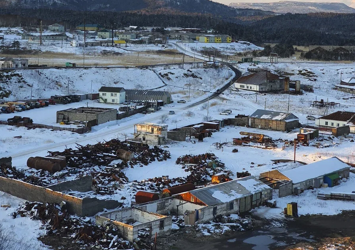    Жителей Сахалина и Курил предупредили о надвигающемся шторме из-за циклона