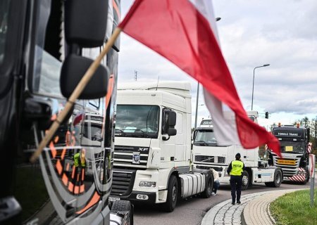    Варшава призывает Киев выполнить требование польских перевозчиков