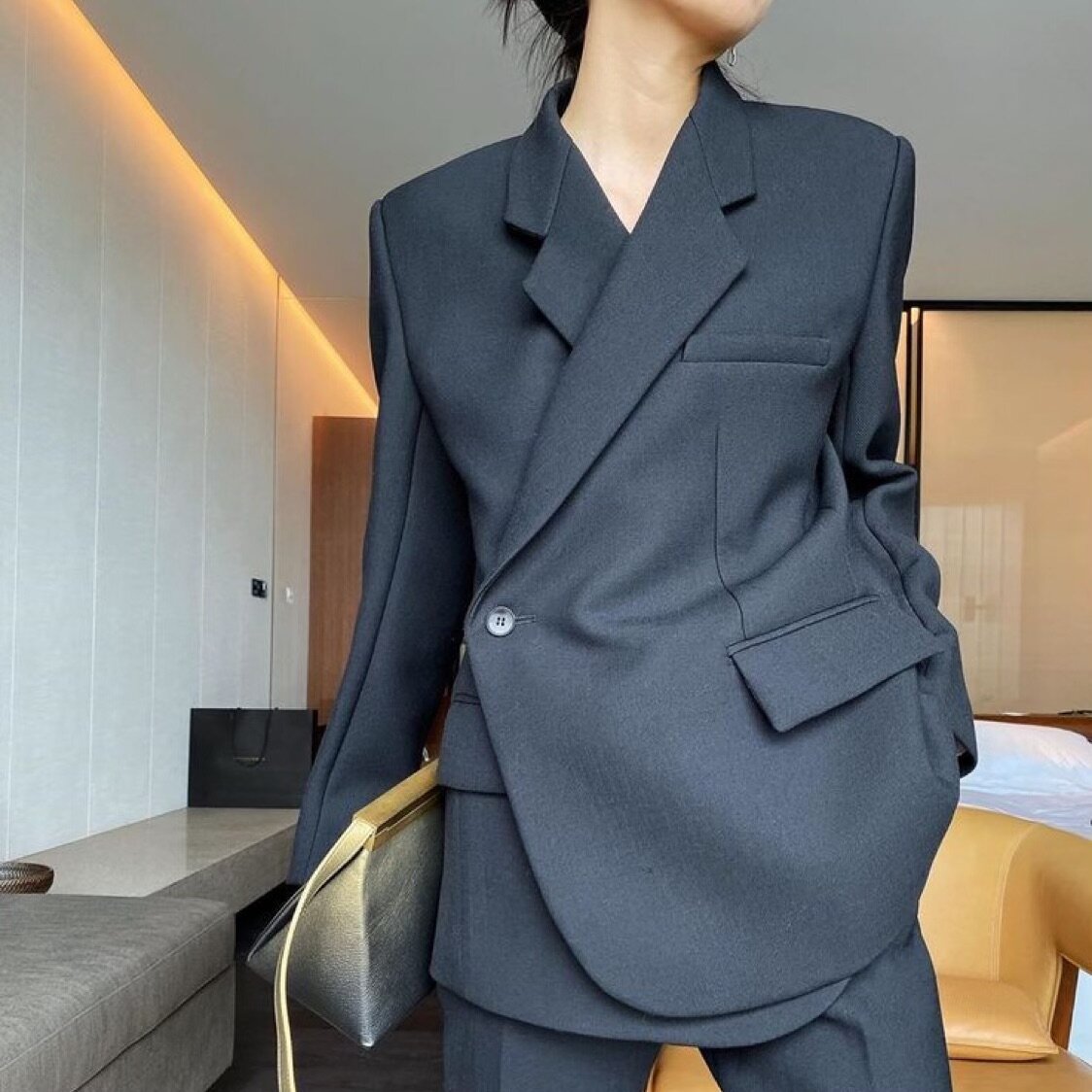 фото Pinterest, пиджак с асимметричной застежкой