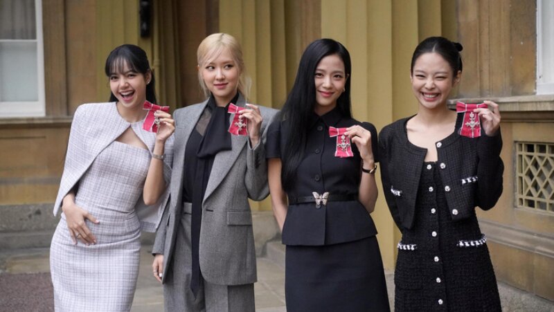    Blackpink / marieclaire.kz