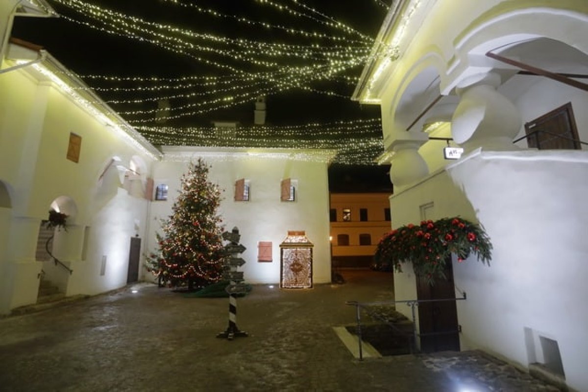    На 433% вырос спрос на празднование Нового года в Пскове