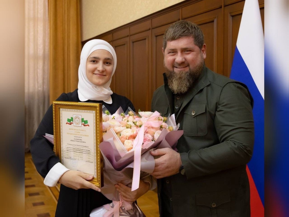 Кадырова назначат. Айшат Рамзановна Кадырова. Дочь президента Чечни Айшат Кадырова. Айшат Рамзановна Кадырова с мужем.