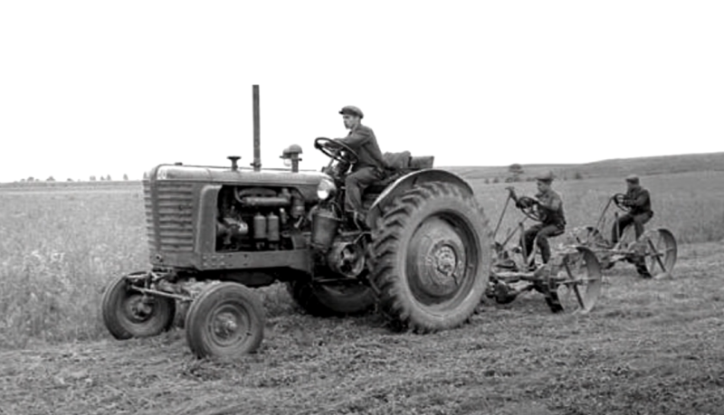 Почему трактористы в СССР считали МТЗ-50 любимым трактором на селе