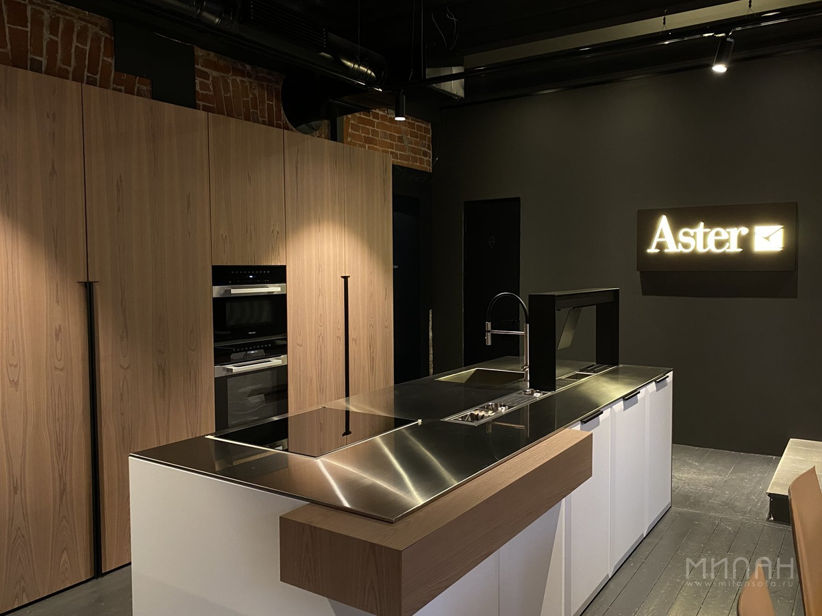 Кухонные композиции коллекций BRERA ACADEMY и PURE GLAM от фабрики ASTER CUCINE